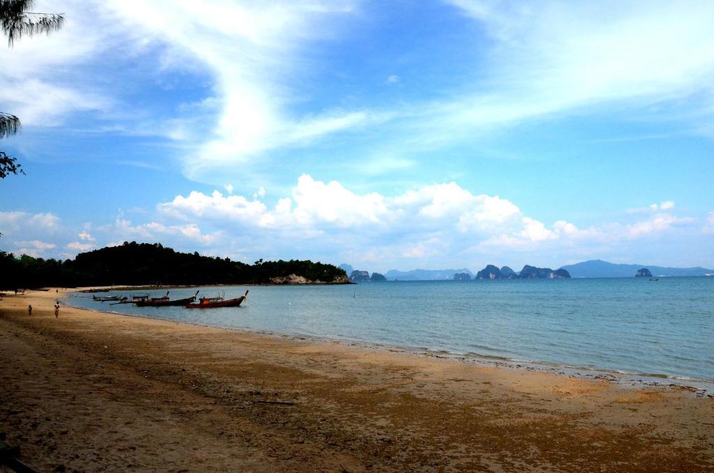 เกาะยาวชูกิจ เดชอนันต์ รีสอร์ท เกาะยาวน้อย ภายนอก รูปภาพ