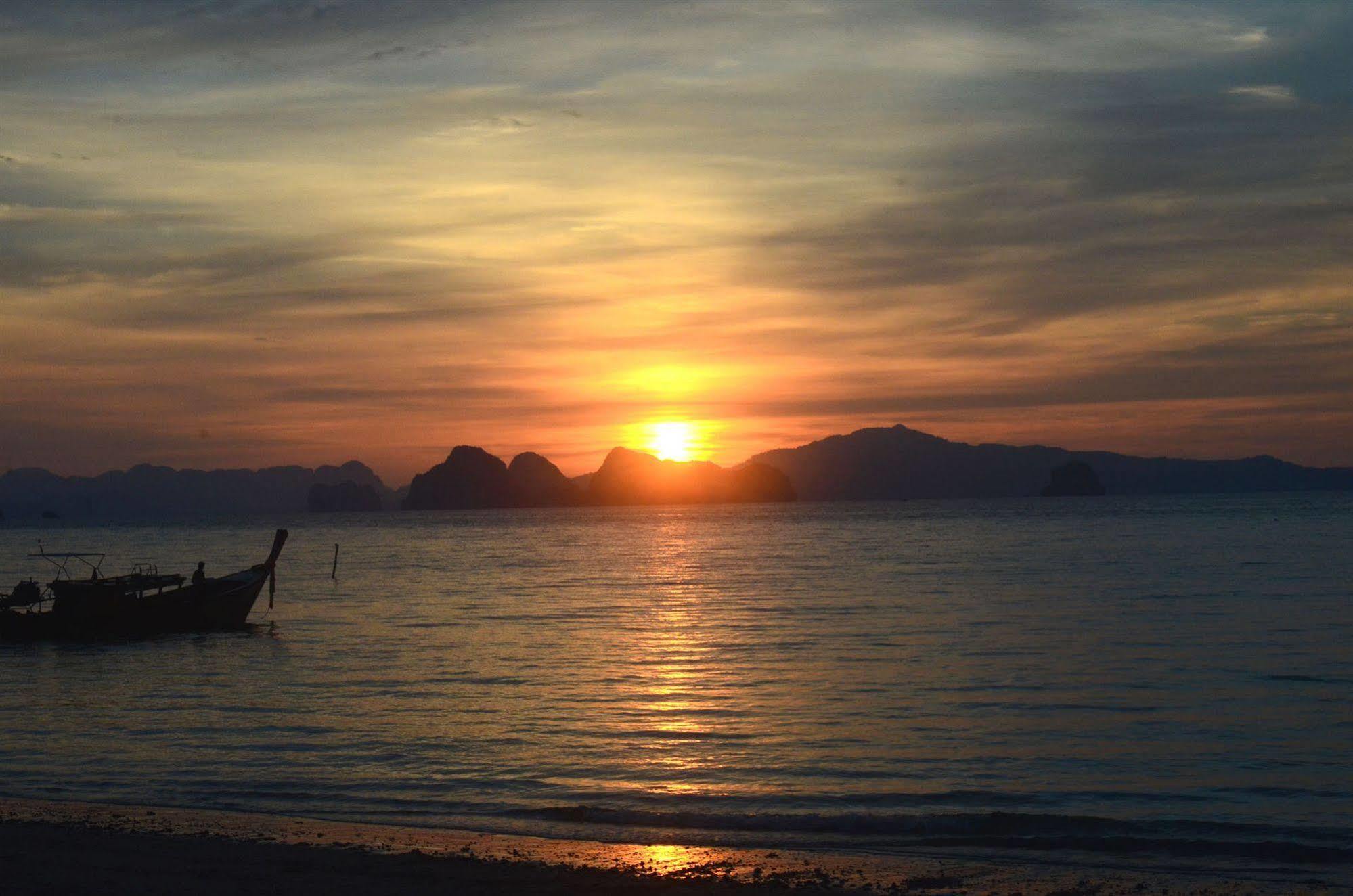 เกาะยาวชูกิจ เดชอนันต์ รีสอร์ท เกาะยาวน้อย ภายนอก รูปภาพ